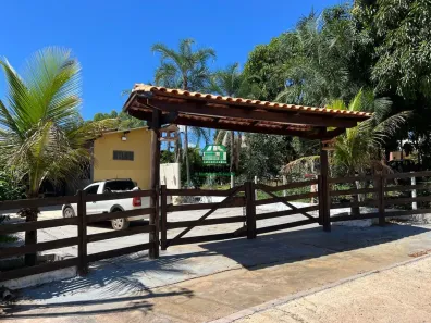 Casa com 4 Quartos à venda, 300m² no Centro, Abadiânia