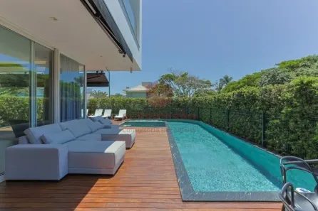 Casa com 6 Quartos à venda, 433m² no Jurerê Internacional, Florianópolis