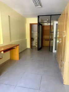 Sala Comercial à venda, 86m² no Menino Deus, Porto Alegre