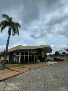 Casa com 5 Quartos para alugar, 400m² no Parque Verde, Belém