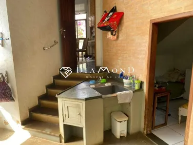 Casa com 4 Quartos à venda, 250m² no Saraiva, Uberlândia