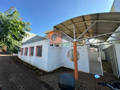 Prédio Comercial para alugar, 656m² no Centro, Londrina