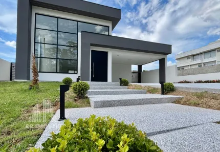 Casa de Condomínio com 4 Quartos à venda, 270m² no Jardim do Golf I, Jandira