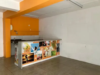 Ponto Comercial para alugar, 105m² no Floresta, Belo Horizonte