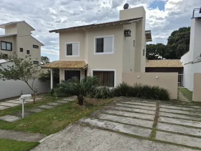 Casa de Condomínio com 3 Quartos para alugar, 180m² no Glória, Macaé