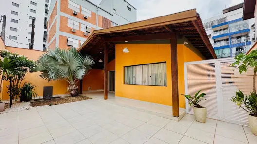 Casa com 4 Quartos à venda, 230m² no Enseada, Guarujá