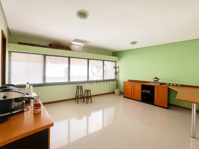 Sala Comercial à venda, 25m² no Bom Fim, Porto Alegre