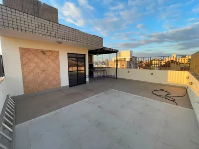 Cobertura com 4 Quartos para alugar, 190m² no Carlos Prates, Belo Horizonte