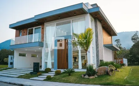 Casa de Condomínio com 5 Quartos à venda, 411m² no Ratones, Florianópolis