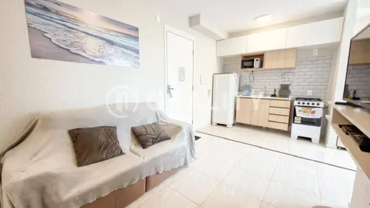 Apartamento com 2 Quartos para alugar, 39m² no Vicente Pinzon, Fortaleza