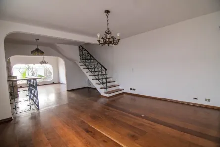 Casa com 3 Quartos à venda, 450m² no Vila Mariana, São Paulo
