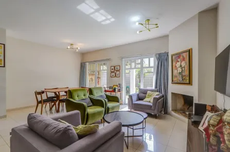 Casa de Condomínio com 3 Quartos à venda, 160m² no Jardim Carvalho, Porto Alegre