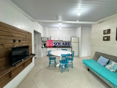 Apartamento com 2 Quartos para alugar, 80m² no Quatro Ilhas, Bombinhas