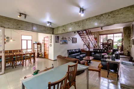 Casa com 4 Quartos para alugar, 400m² no Vila Gumercindo, São Paulo