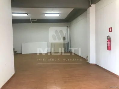 Prédio Comercial com 4 Quartos à venda, 360m² no Nossa Senhora Aparecida, Uberlândia