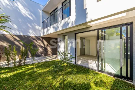 Casa de Condomínio com 3 Quartos à venda, 137m² no Guabirotuba, Curitiba