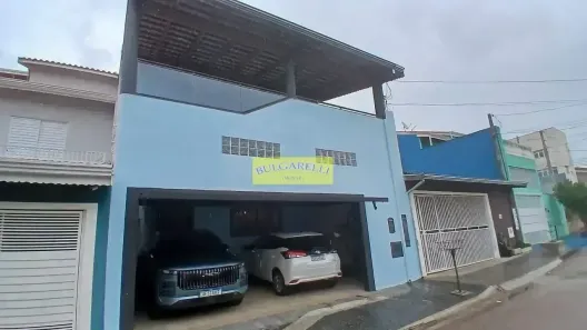 Sobrado com 3 Quartos para alugar, 247m² no Jardim Marambaia, Jundiaí