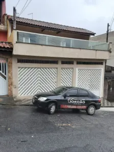 Sobrado com 3 Quartos à venda, 215m² no Parque Alvorada, Mauá