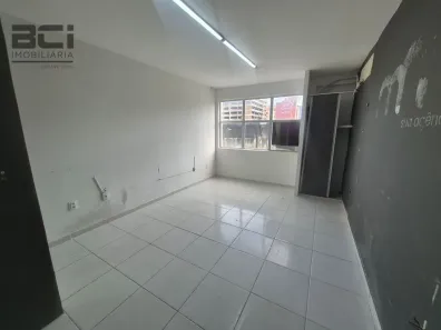 Sala Comercial para alugar, 30m² no Boa Vista, Recife
