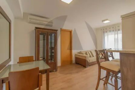 Apartamento com 1 Quarto para alugar, 55m² no Três Figueiras, Porto Alegre