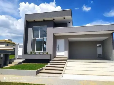 Casa com 3 Quartos à venda, 300m² no Piracangaguá, Taubaté