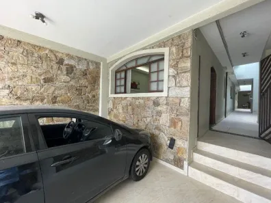 Casa com 3 Quartos à venda, 242m² no Vila Barros, Barueri