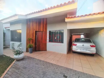 Casa com 3 Quartos à venda, 176m² no Jardim Brasil, Maringá
