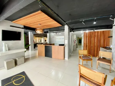 Sala Comercial à venda, 230m² no Kobrasol, São José