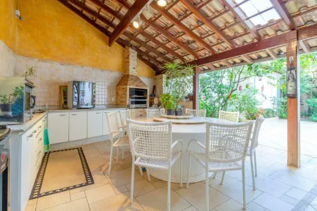 Casa com 5 Quartos à venda, 324m² no Comiteco, Belo Horizonte