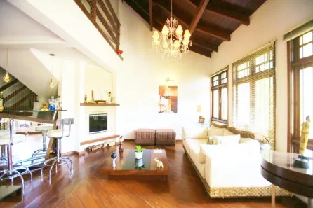 Casa com 3 Quartos à venda, 360m² no Jardim Itu, Porto Alegre