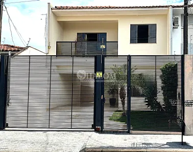 Sobrado com 3 Quartos à venda, 187m² no Jardim América, Maringá