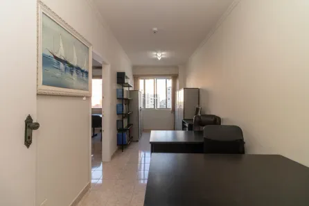 Ponto Comercial para alugar, 42m² no Cerqueira César, São Paulo