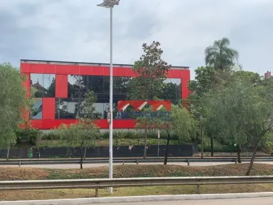 Ponto Comercial para alugar, 647m² no Anhangabaú, Jundiaí