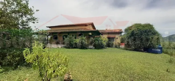 Fazenda/Sítio com 4 Quartos à venda, 100m² no Rio Mole (Bacaxá), Saquarema