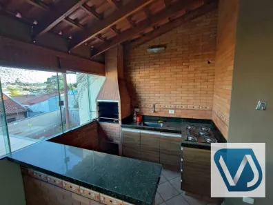 Sobrado com 3 Quartos para alugar, 190m² no Alpes, Londrina