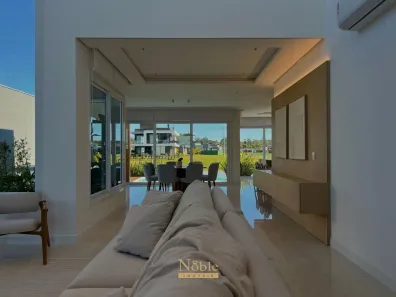 Casa de Condomínio com 3 Quartos à venda, 263m² no Torres, Torres