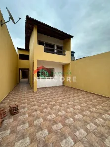 Sobrado com 4 Quartos à venda, 200m² no Balneario Itaguaí, Mongaguá