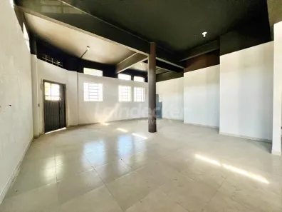 Ponto Comercial para alugar, 60m² no Navegantes, Porto Alegre