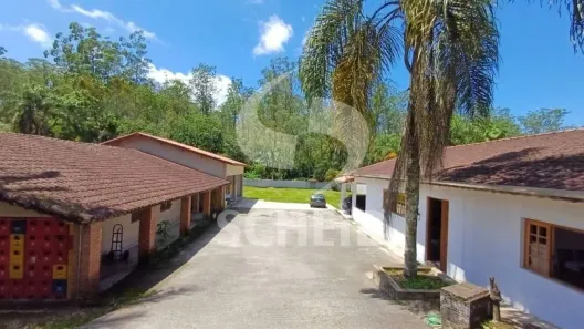 Fazenda/Sítio com 4 Quartos à venda, 600m² no Parelheiros, São Paulo