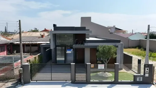 Casa com 4 Quartos à venda, 177m² no XANGRI-LÁ, Xangri-lá