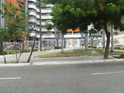 Apartamento com 3 Quartos para alugar, 80m² no Meireles, Fortaleza