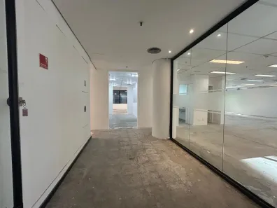 Sala Comercial para alugar, 292m² no Vila Olímpia, São Paulo