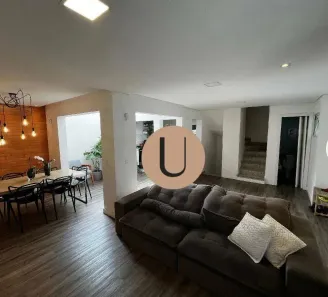 Casa com 3 Quartos à venda, 290m² no Santa Teresinha, São Paulo