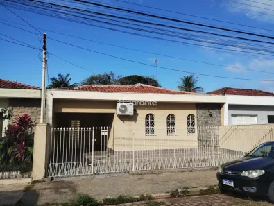 Casa com 3 Quartos à venda, 180m² no Vila Thais, Atibaia