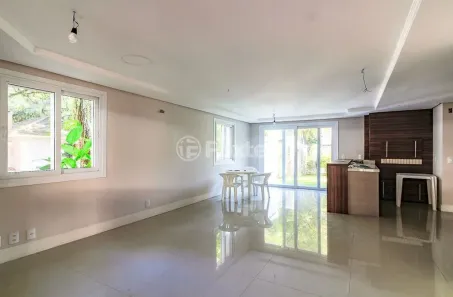 Casa de Condomínio com 3 Quartos à venda, 241m² no Tristeza, Porto Alegre