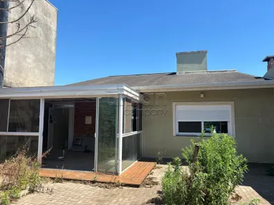 Casa com 2 Quartos à venda, 100m² no Rio Branco, Canoas