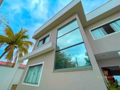 Casa com 4 Quartos à venda, 270m² no Jardim Amália, Volta Redonda