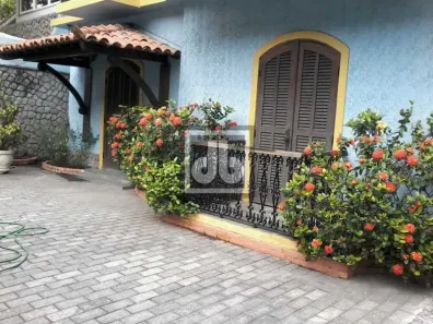 Casa com 5 Quartos à venda, 246m² no São Francisco, Niterói