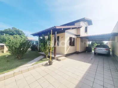 Casa com 3 Quartos à venda, 200m² no Torres, Torres