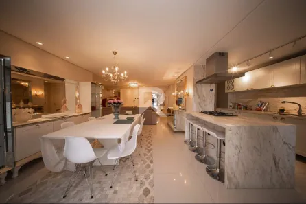 Apartamento com 3 Quartos para alugar, 133m² no Água Verde, Curitiba